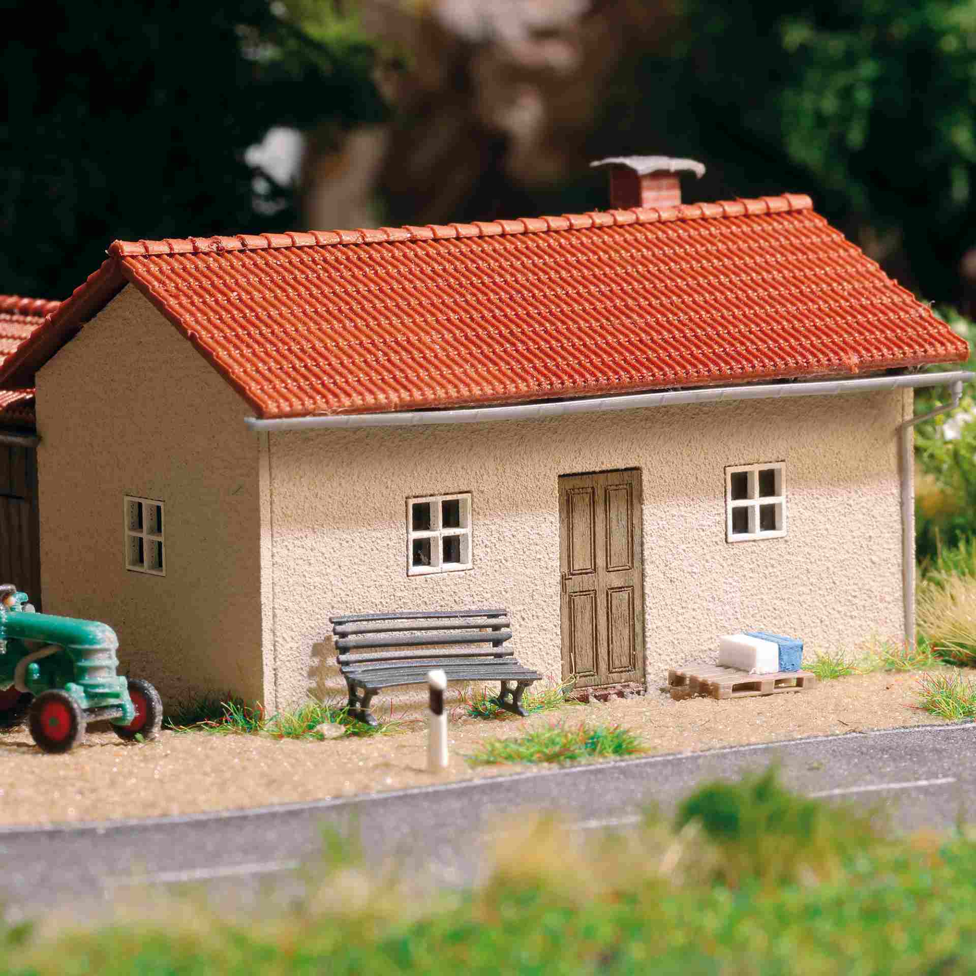 Werkstatt mit Schuppen