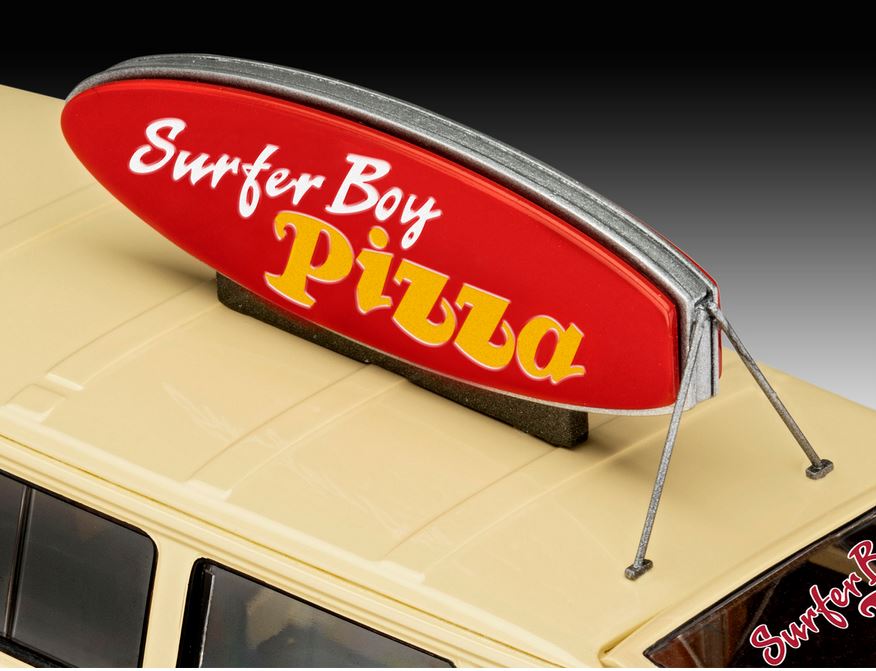 1:25-Stranger Things, VW T3 Bus, Surfer