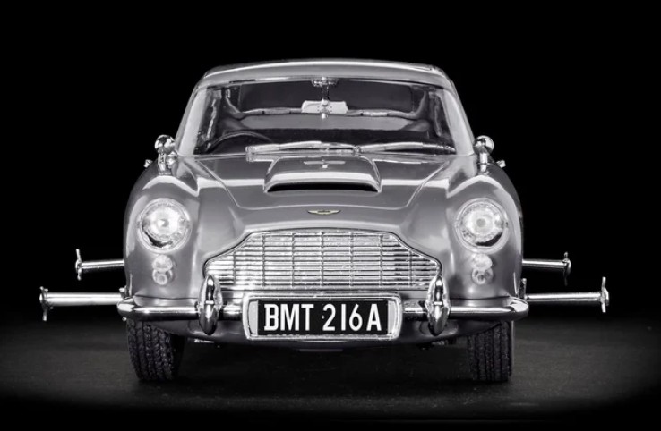 James Bond Aston Martin DB5 Click System
