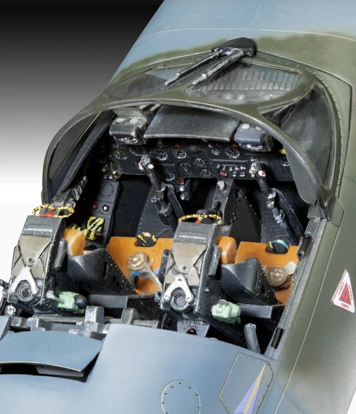 1:32-Hawker Hunter T.7/T.7A