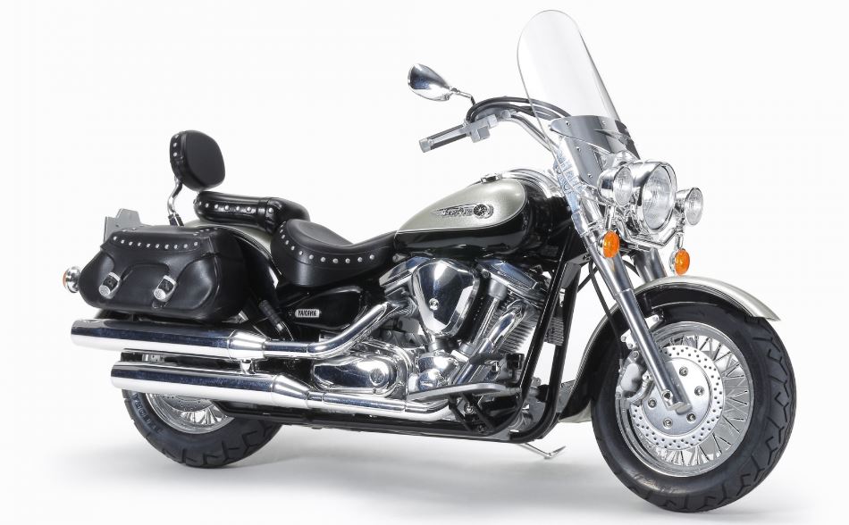 1:12 Yamaha XV1600 Roadstar Custom