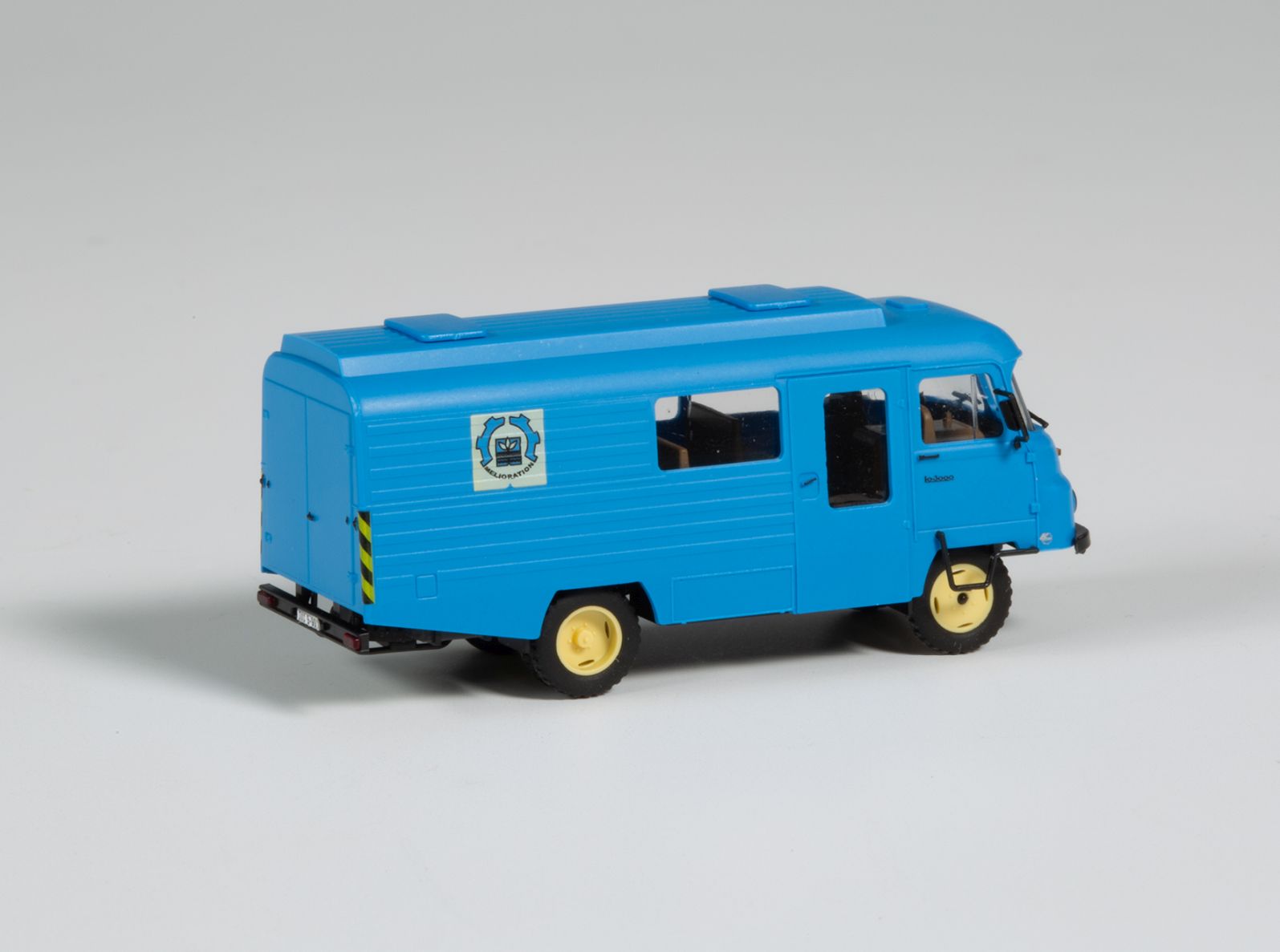 TT-Robur LO3000 Halbbus Meliora
