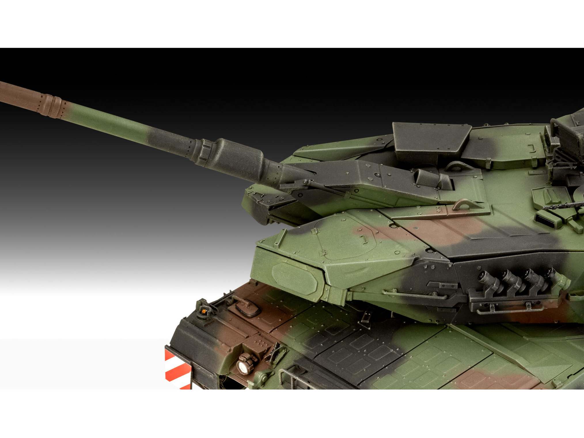 1:35-Model Set Leopard 2A7A1
