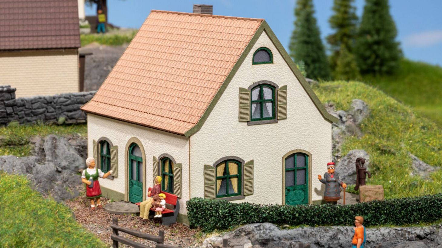 N-Kleines Einfamilienhaus
