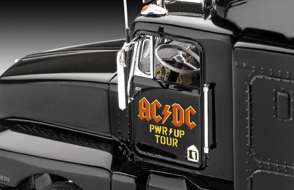 1:32-AC/DC Tour Truck & Trailer