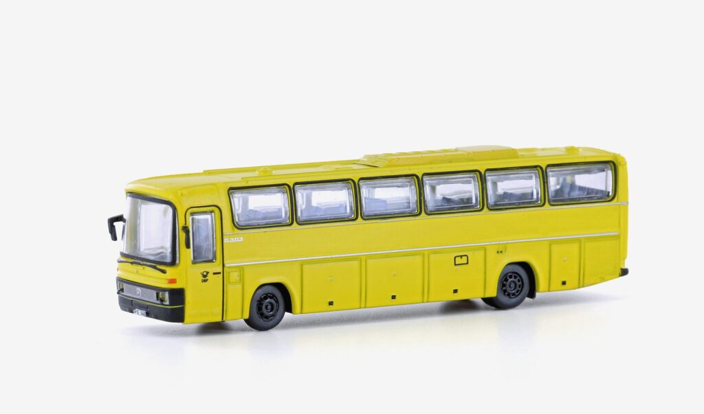N-Mercedes Benz O303 RHD