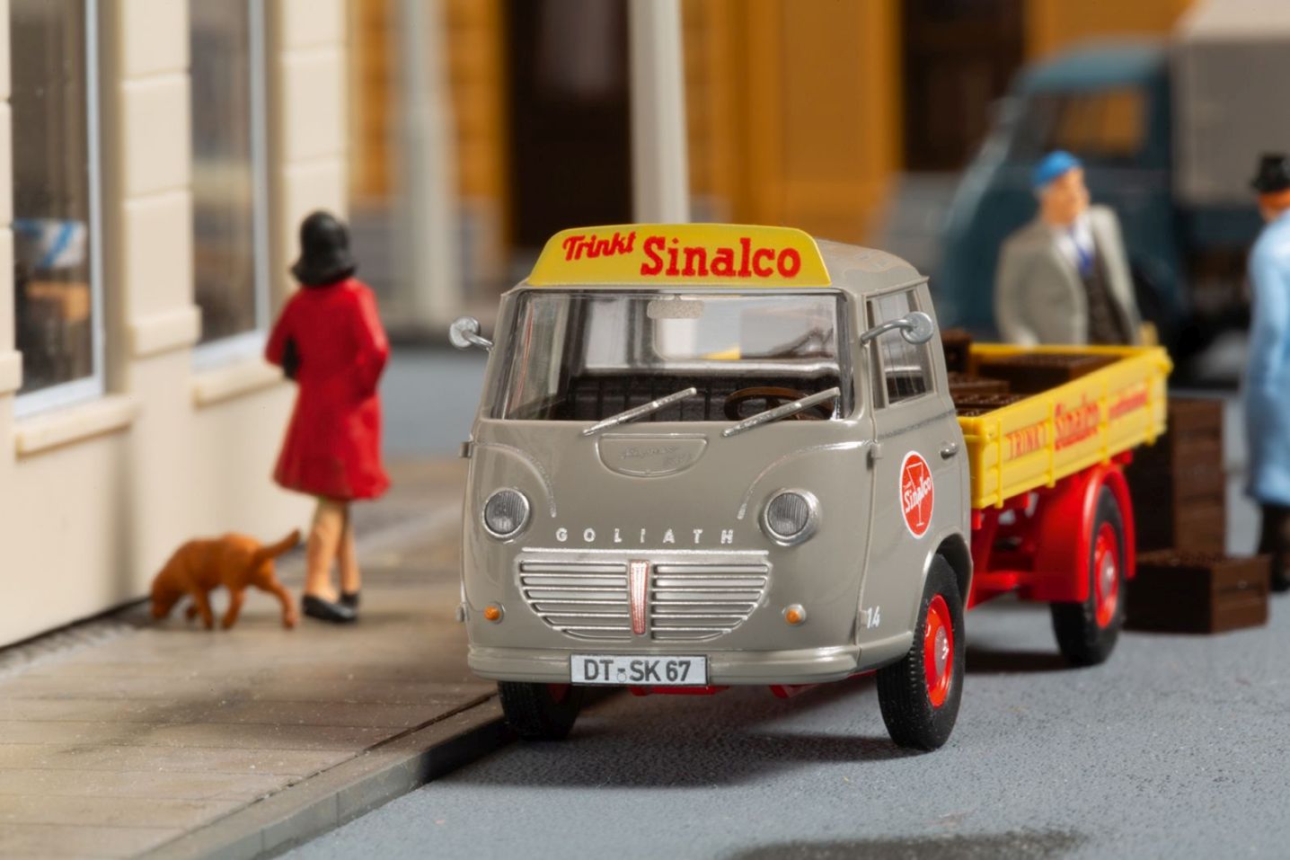 MC Goliath Expr. 1100 Getränke-Pritsche