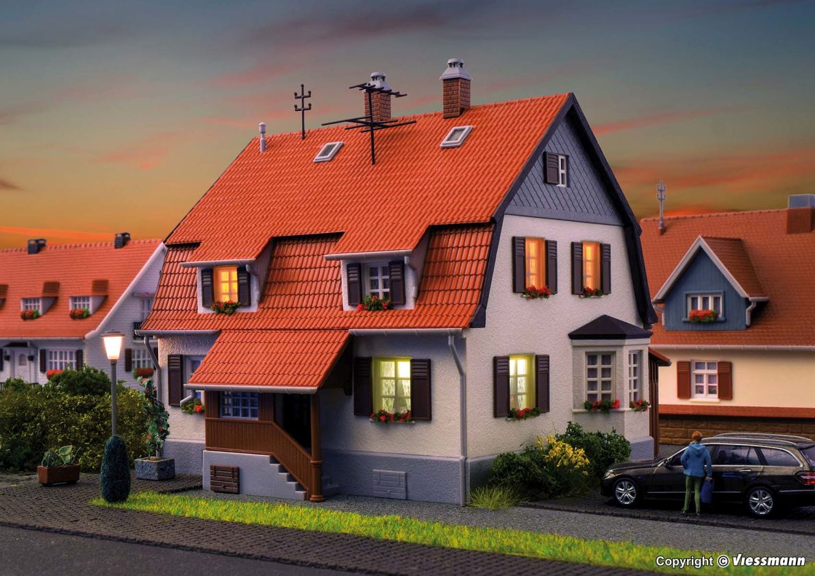 H0-Wohnhaus mit Erker