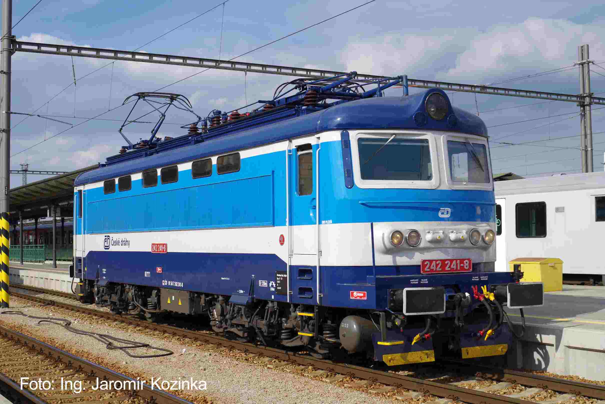 TT-DC-E-Lok Rh 242 CSD VI + DSS Next18