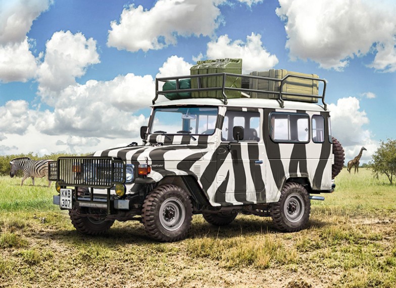 1:24 Toyota Safari LandCruise
