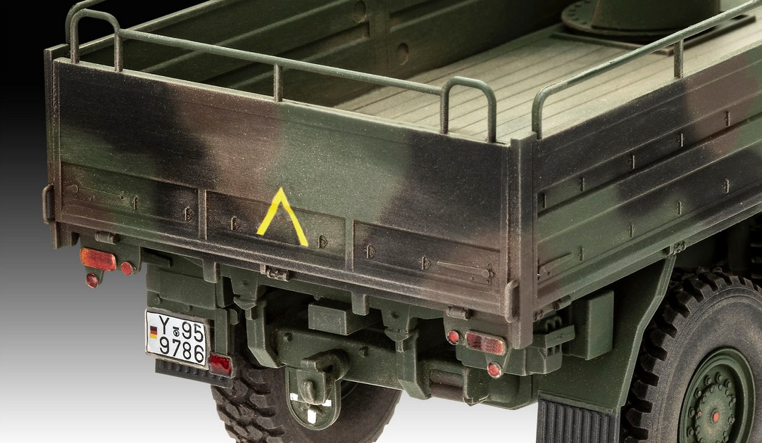 1:35-MAN 10t milgl truck 8x8