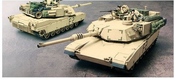 1:35 US KPz M1A2 Abrams Iraqi Freedom(2)
