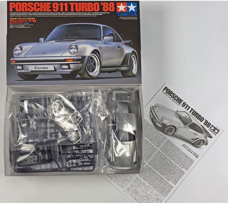 1:24-Porsche Turbo 1988 Straßenversion