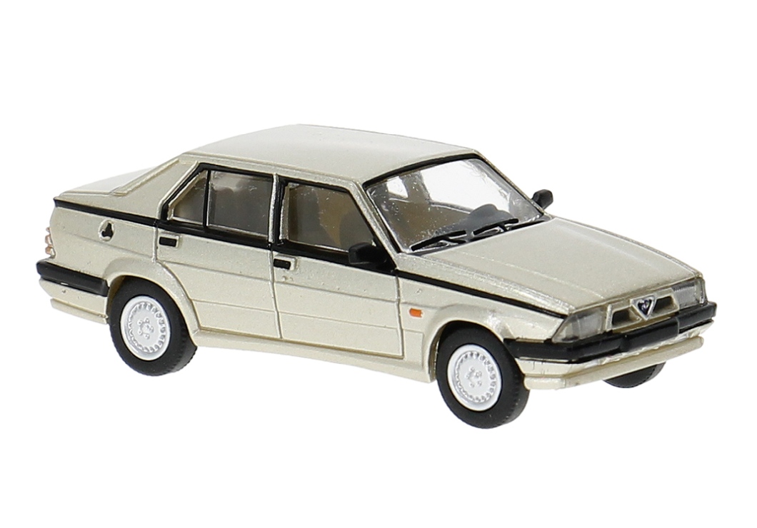 Alfa Romeo 75, beige, 1988