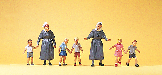 Diakonissen mit Kindern