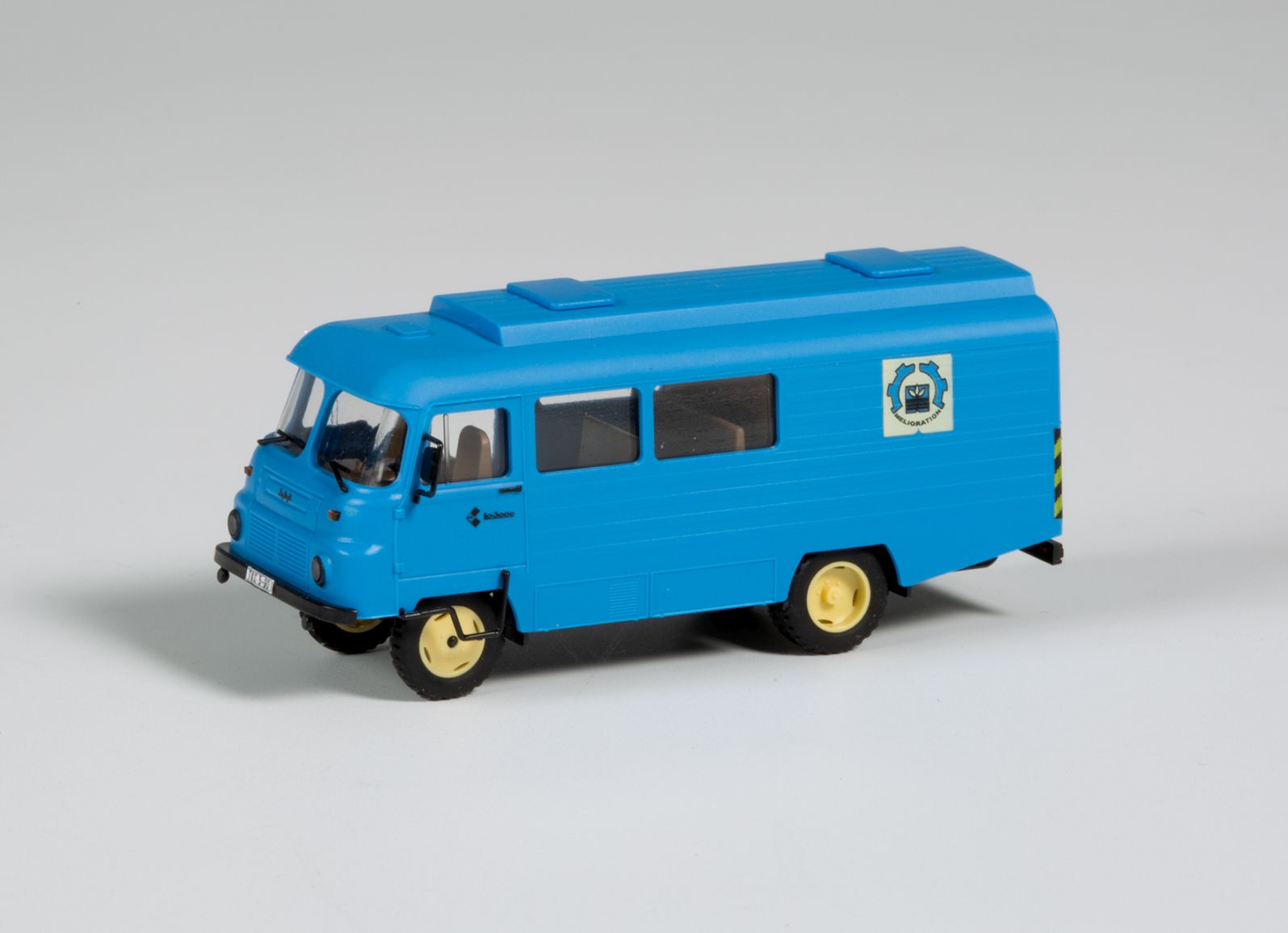 TT-Robur LO3000 Halbbus Meliora