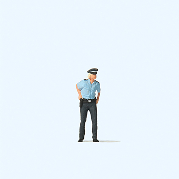 H0-Polizistin