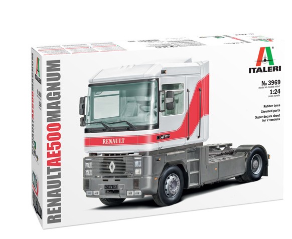 1:24 RENAULT AE500 Magnum