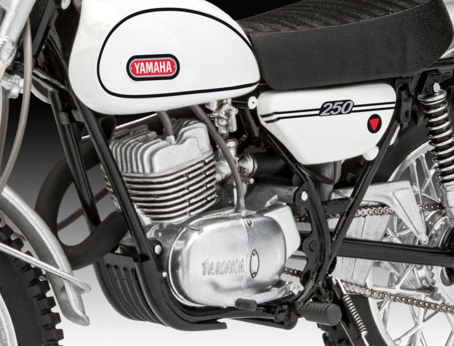 1:12-Yamaha 250 DT 1