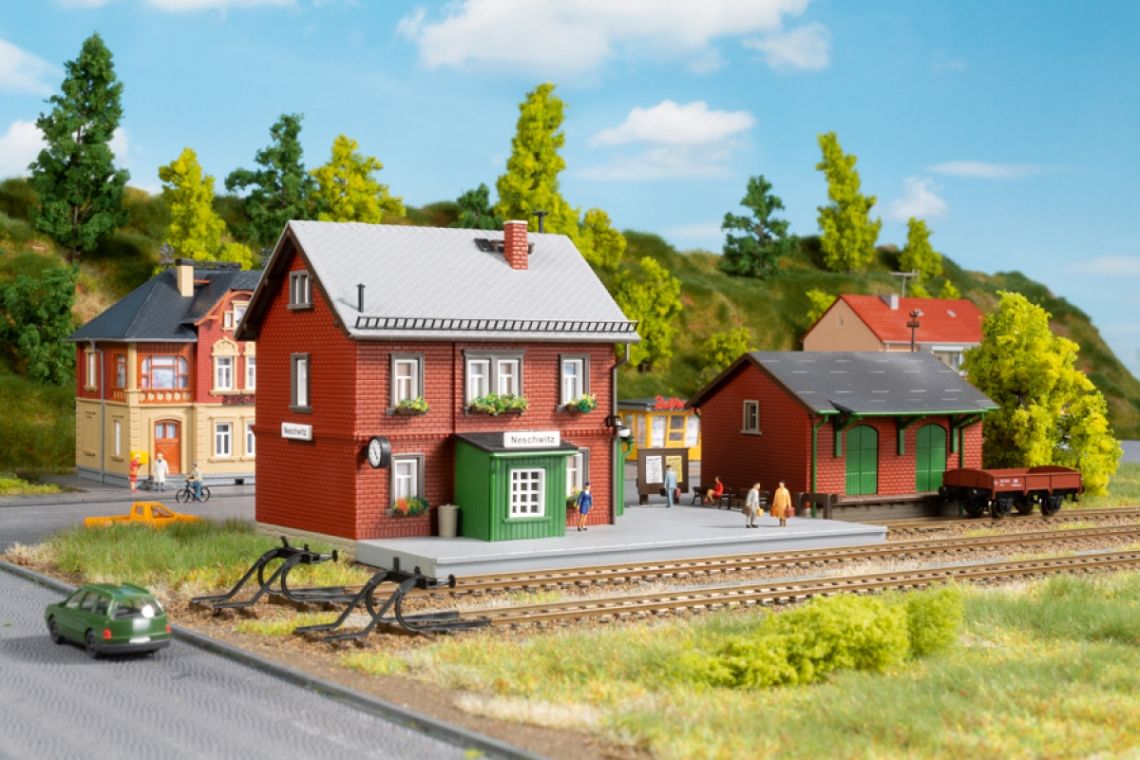 TT-Set Bahnhof Neschwitz