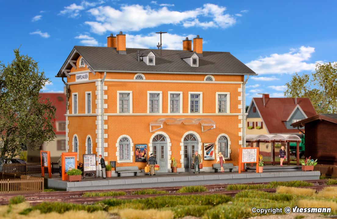 H0-Bahnhof Rumpelhausen