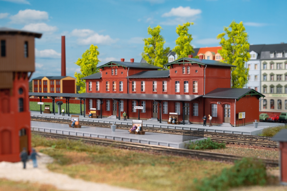 N-Bahnhof Neupreußen
