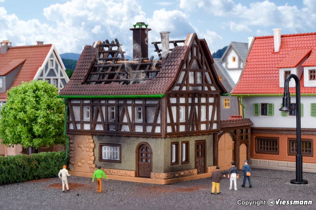 Z-Brennendes Haus