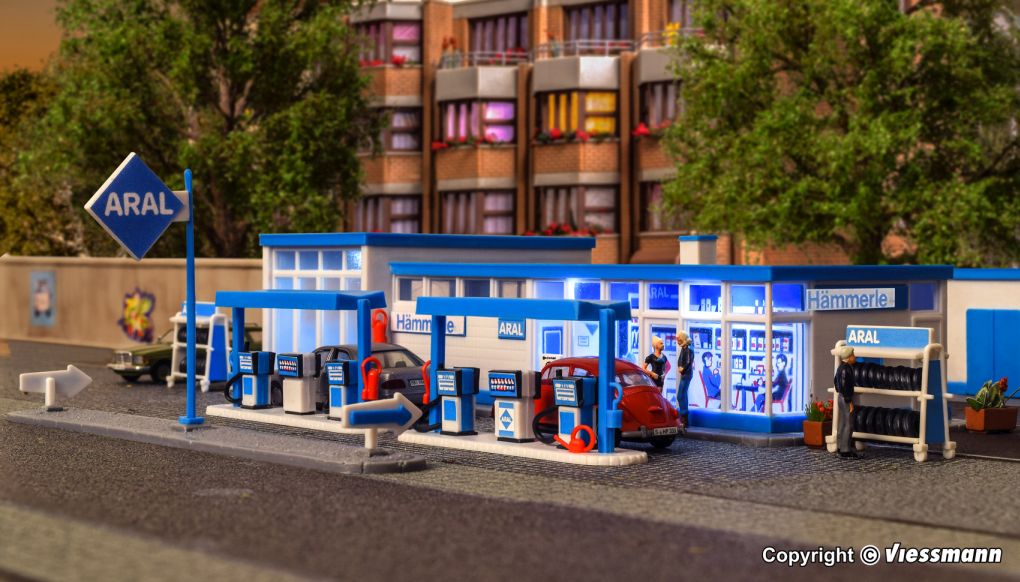 H0-ARAL Tankstelle