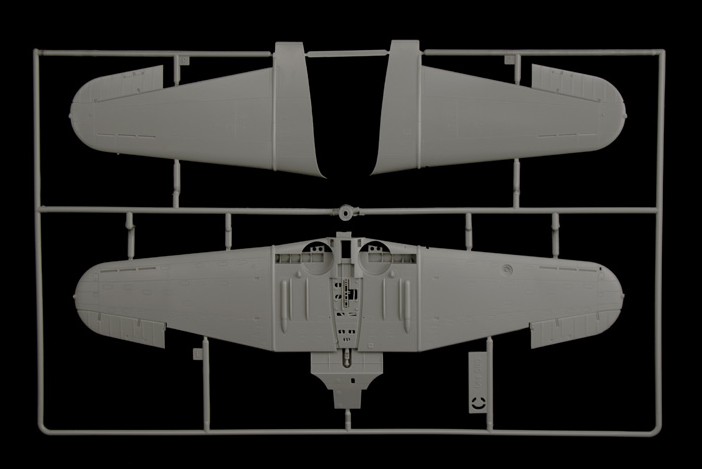 1:48 USN Douglas SBD-3 Dauntless