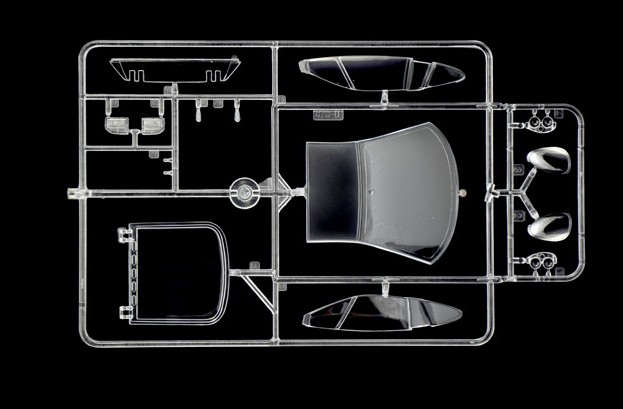 1:24 Jaguar XJ 220 Race Car