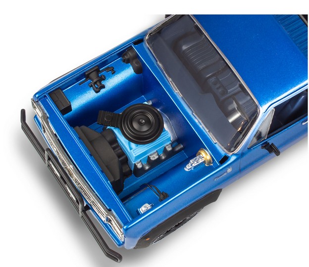 1:28-1978 Chevy 4x4 Pickup with Go-kart
