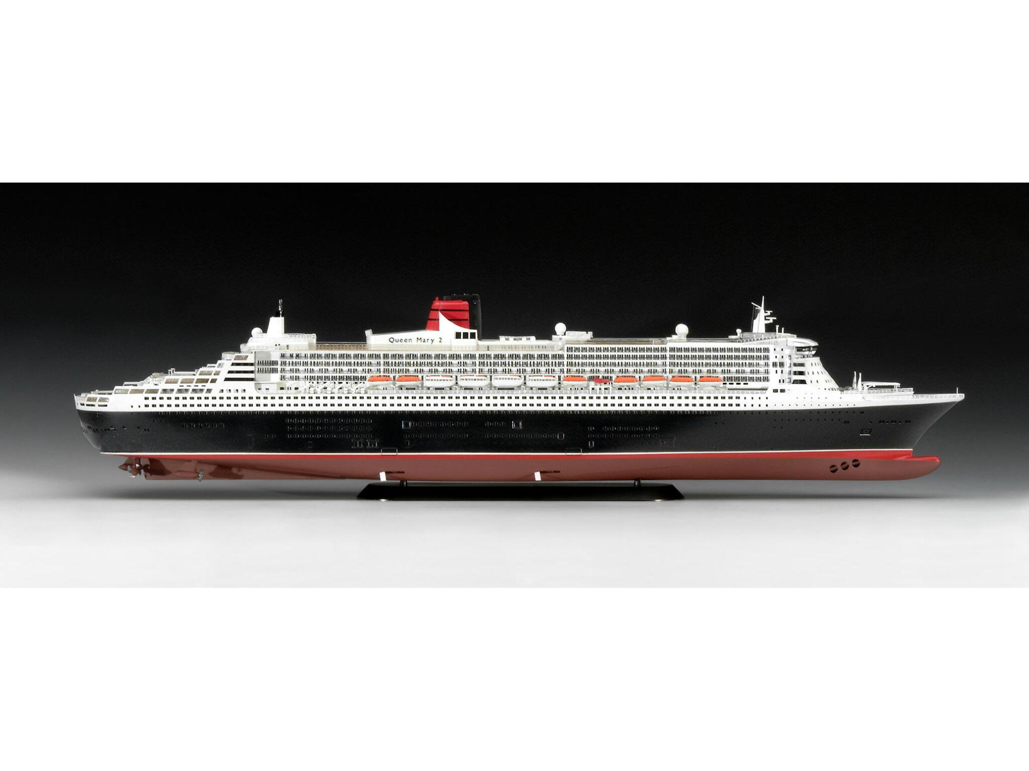 1:400-Queen Mary 2