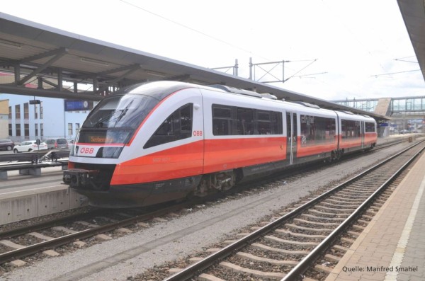 Dieseltriebwagen mit DC-Sound Desiro ÖBB