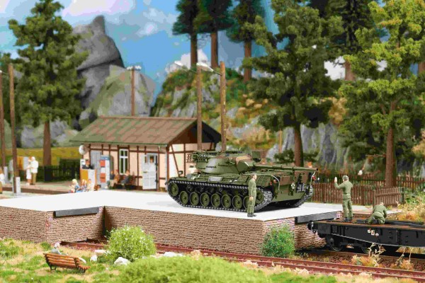 Leopard m. 3 Soldaten