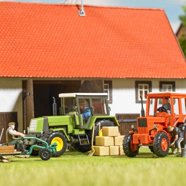 Figuren-Set »Traktorfahren«