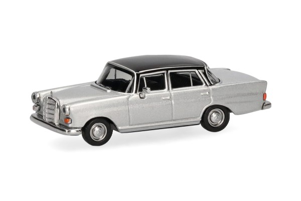 MB 200 Heckflosse silber - schwarz