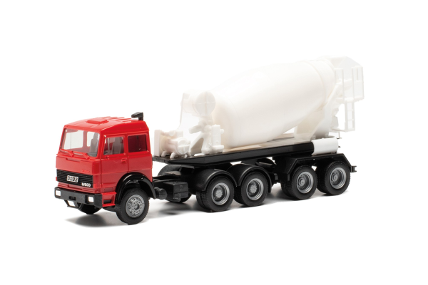 Iveco Unic Betonmischer-Sattelzug