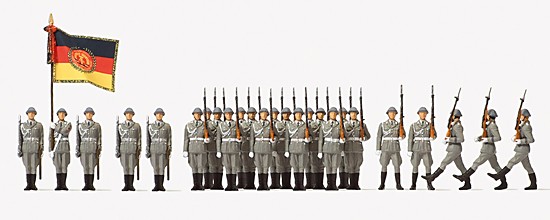 HO Wachaufzug der NVA 21 Figuren