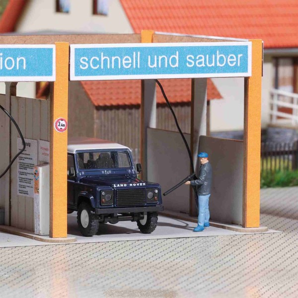 Action-Set: An der Waschbox