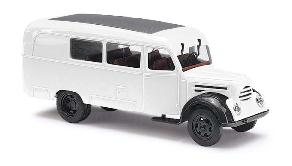 Bausatz: Robur Garant Kombiwagen
