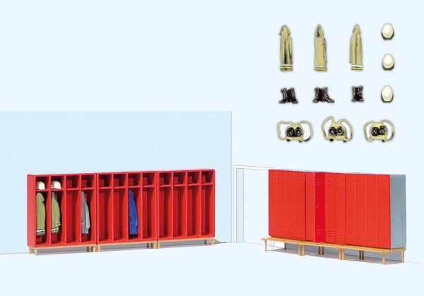 Feuerwehrspinde. 6 montierte Spinde, be