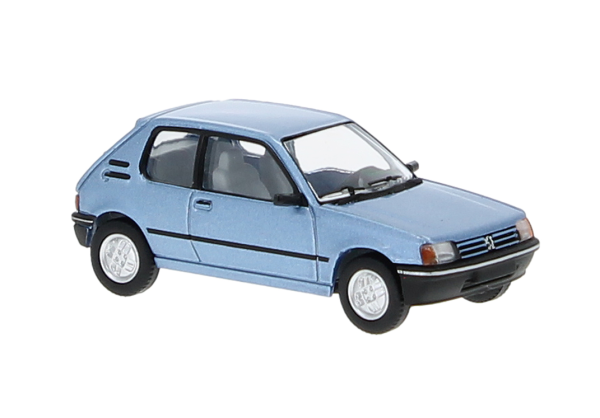 Peugeot 205, metallic-hellblau, 1984