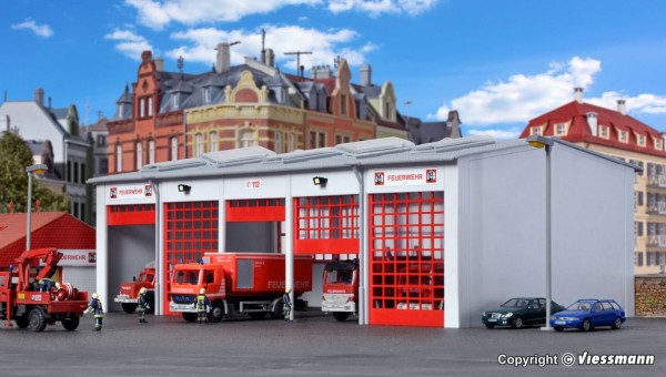 H0-Fahrzeughalle Berufsfeuerwehr