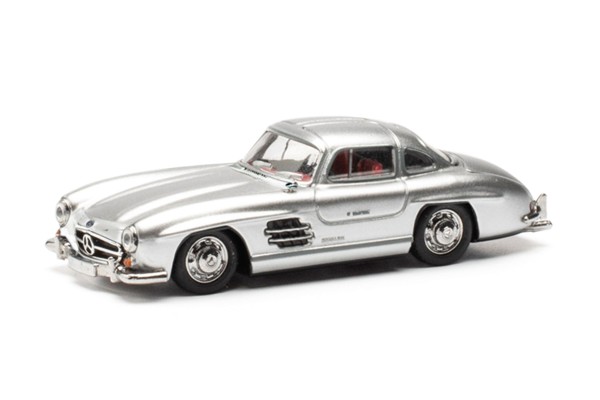 Mercedes-Benz 300 SL Flügeltürer, silber