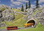 H0-ICE-/Straßen-Tunnelportal
