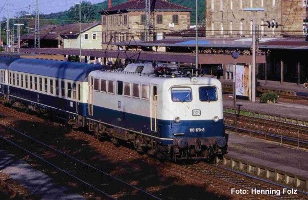 DC-Elektro-Lok BR 110 blau/beige DB EpIV