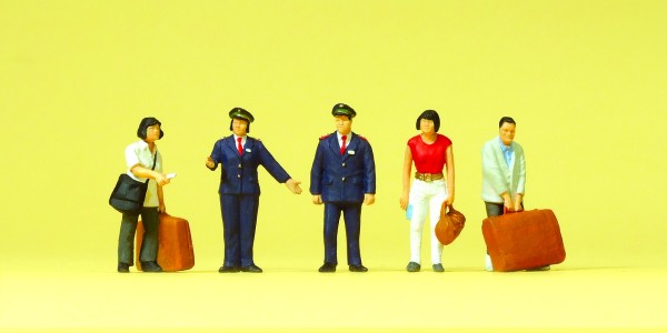 Chinesisches Bahnpersonal, Reisende