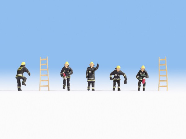 H0-Feuerwehr Schwarze Schutzanzüge