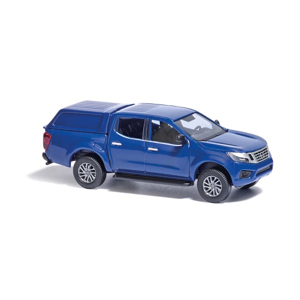 Nissan Navara mit Hardtop, Blau