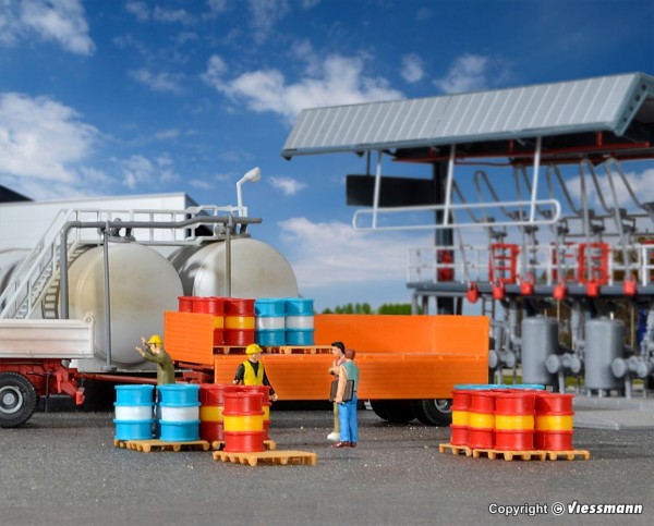 H0-Deko-Set Benzinfässer, 32 Stück